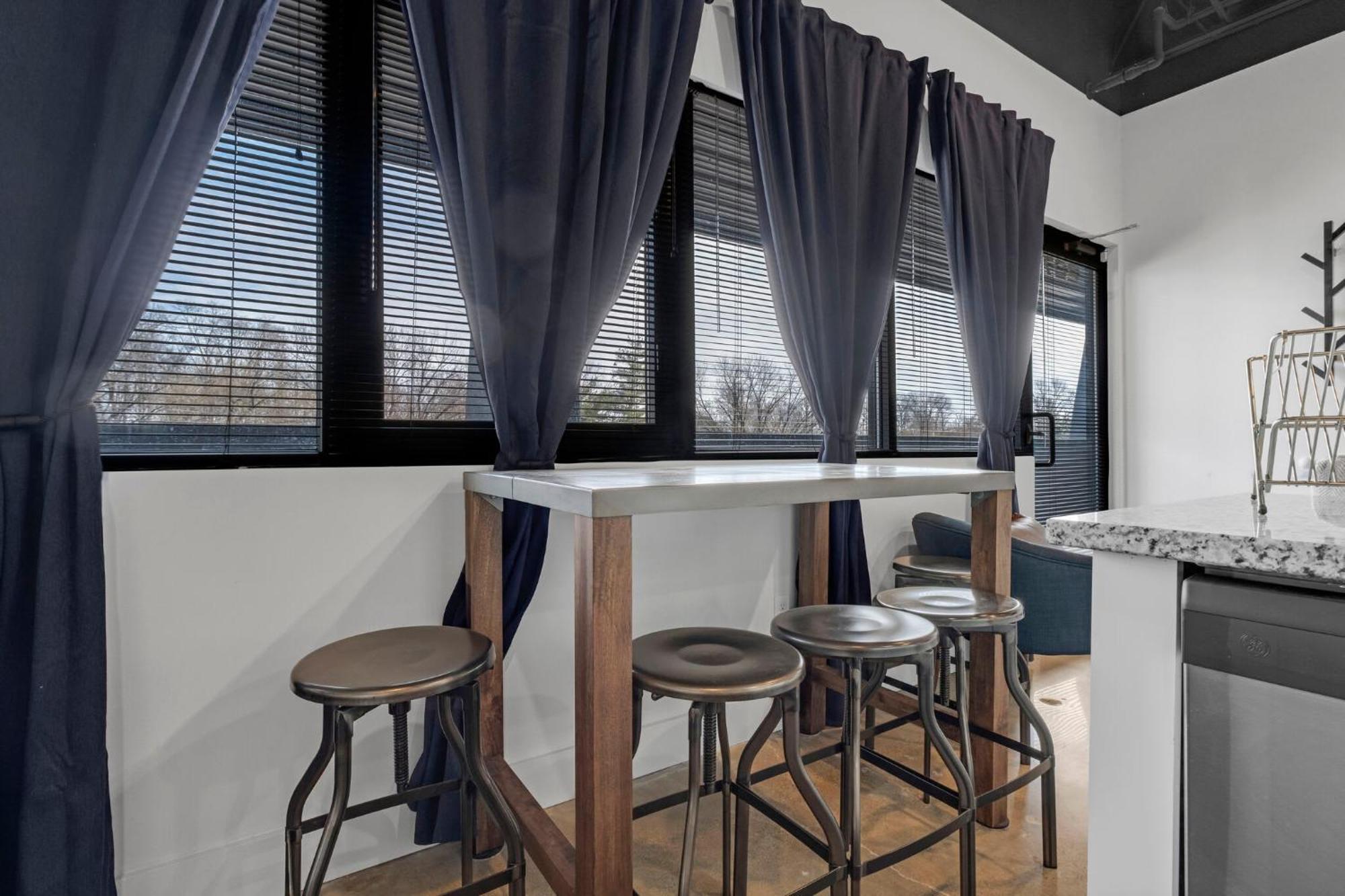 New Studio Sleeps 4 - 7 Mins To Dwtn Nashville Extérieur photo